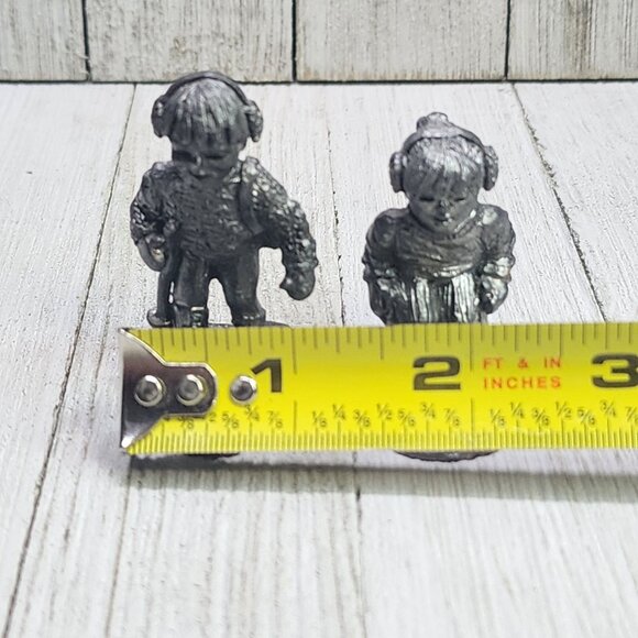 Vintage Ricker Bartlett Pewter Figurines Boy and Girl Skiing 1980's SET - Picture 8 of 9